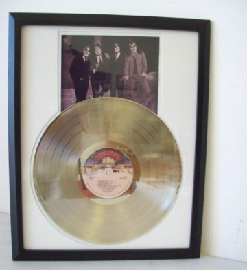 Gouden plaat Lp Kiss - Dressed to kill