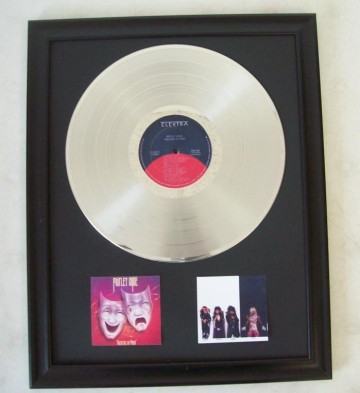 Platina plaat Motley Crue - Theatre of Pain