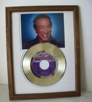 Gouden plaat Smokey Robinson - One heartbeat