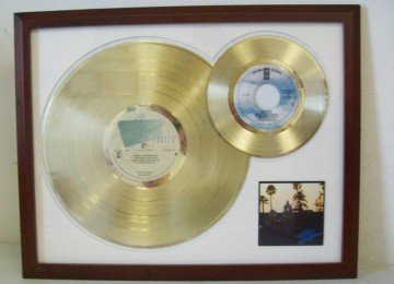 Gouden dubbel plaat The Eagles Hotel California