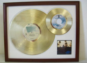 Gouden dubbel plaat The Eagles Hotel California